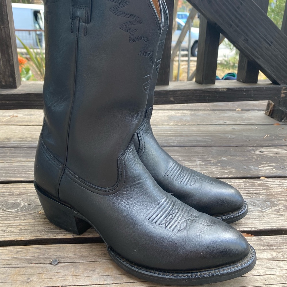Heritage R Toe Western Boot